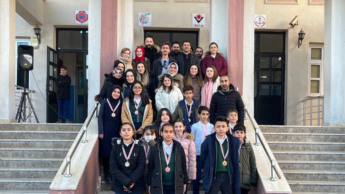 Türkiye Geneli Deneme Sınavında Dereceye Giren Öğrencilerimize Ödül Töreni Yapıldı.